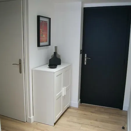 Le 1777 Apartment